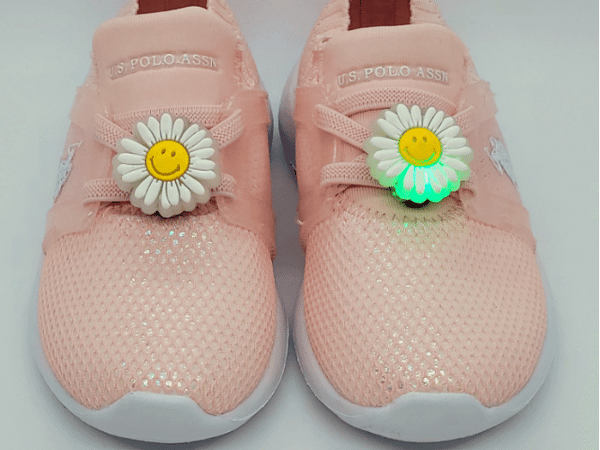 Daisy Light Up Shoelace Charms